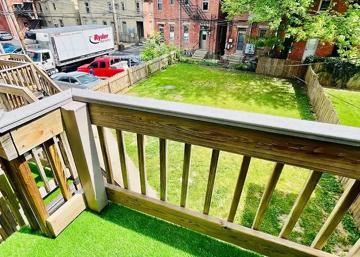 Сasa de vacaciones Bamboo By Jungle House Near Convention Center Osu & Nationwide Arena Walk To High Street Downtown & Short North 5 800 Reviews Private Parking *