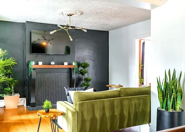 Bamboo By Jungle House Near Convention Center Osu & Nationwide Arena Walk To High Street Downtown & Short North 5 800 Reviews Private Parking Сasa de vacaciones Columbus