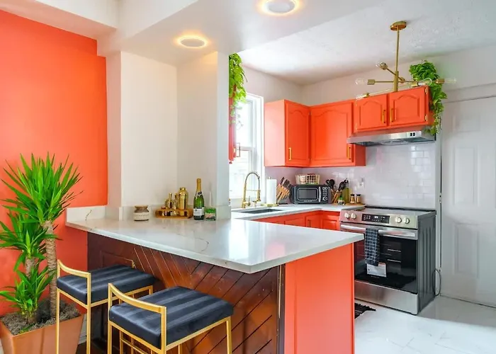 Bamboo By Jungle House Near Convention Center Osu & Nationwide Arena Walk To High Street Downtown & Short North 5 800 Reviews Private Parking *