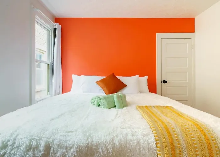 Bamboo By Jungle House Near Convention Center Osu & Nationwide Arena Walk To High Street Downtown & Short North 5 800 Reviews Private Parking Сasa de vacaciones *